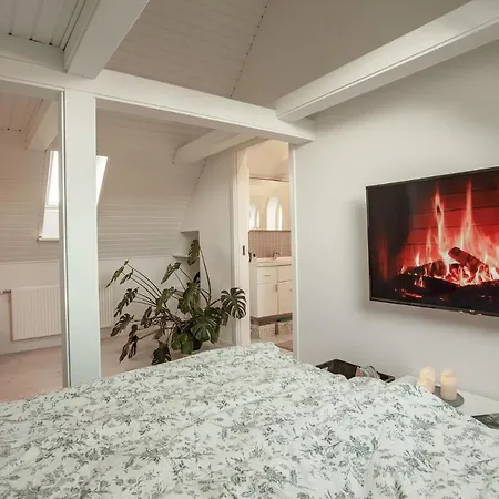 Lindebjerggards Bed & Breakfast Melby